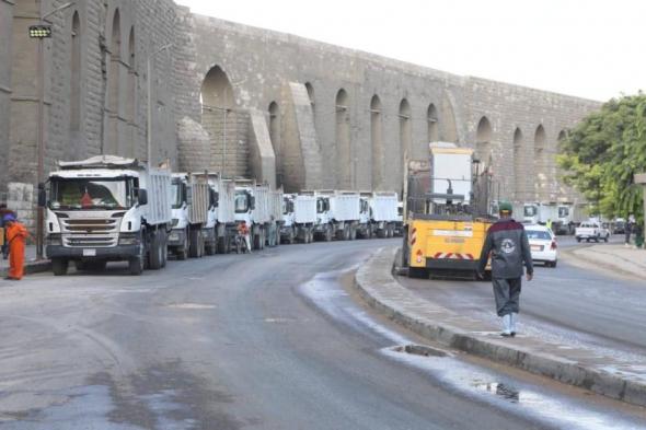 تنظيف
      سور
      «مجرى
      العيون»
      في
      مصر
      برمال
      طرح
      البحر