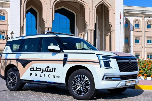 شرطة الشارقة تنقذ سائقاً تعطل مثبت السرعة في مركبته