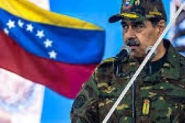 مادورو
وزوجته
اقتيدا
من
غرفة
نومهما
ونقلا
إلى
نيويورك..
ما
القصة؟