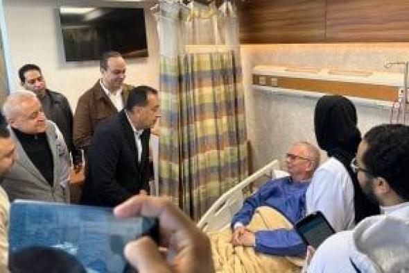 سائح
بمستشفى
الكرنك
لرئيس
الوزراء:
الخدمة
الصحية
بمصر
أفضل
من
إنجلترا