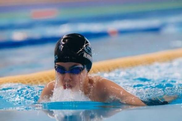 الحمرية
      بطل
      المتميزين
      في
      السباحة