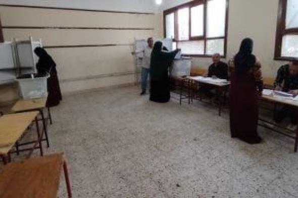 توافد
الناخبين
على
489
لجنة
فى
جولة
الإعادة
لانتخابات
مجلس
النواب
بالمنيا