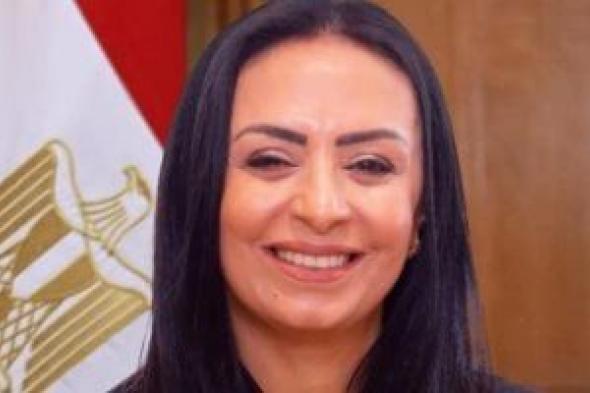 اختيار
آنسة
بدون
زواج
كأم
بديلة
ضمن
الفئات
المكرمة
بمسابقة
الأم
المثالية
2026