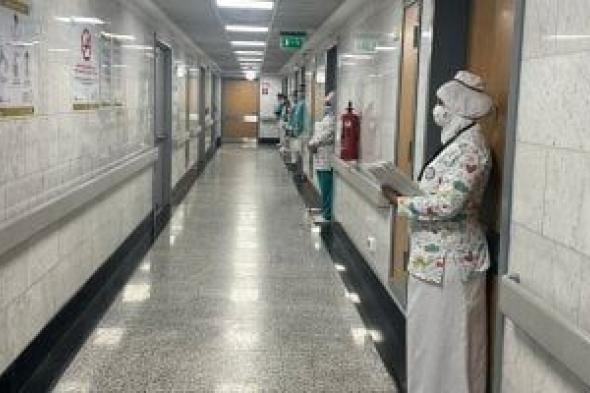 رئيس
الوزراء
يتفقد
مستشفى
الكرنك
بالأقصر