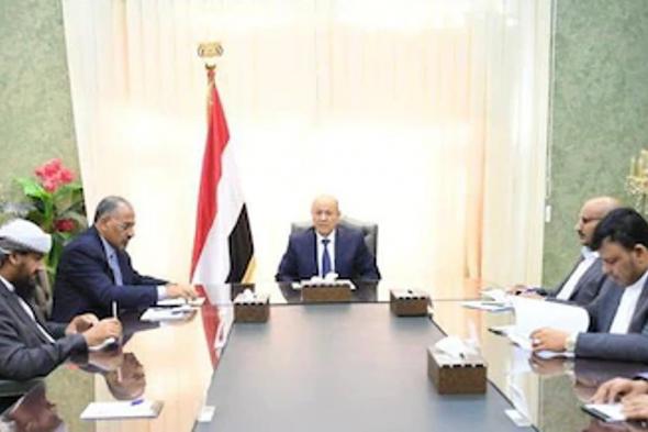 انتهاك
    للدستور
    واتفاق
    الرياض..
    مجلس
    القيادة
    اليمني
    يحمّل
    "الانتقالي"
    مسؤولية
    قيود
    عدن