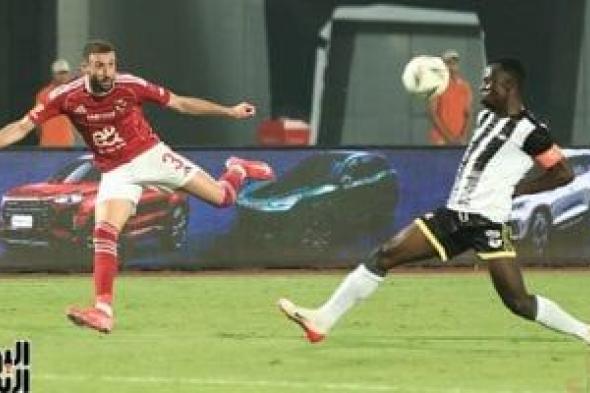 توروب
يتمسك
باستمرار
عمر
كمال
بالأهلى
ويرفض
رحيله
فى
يناير