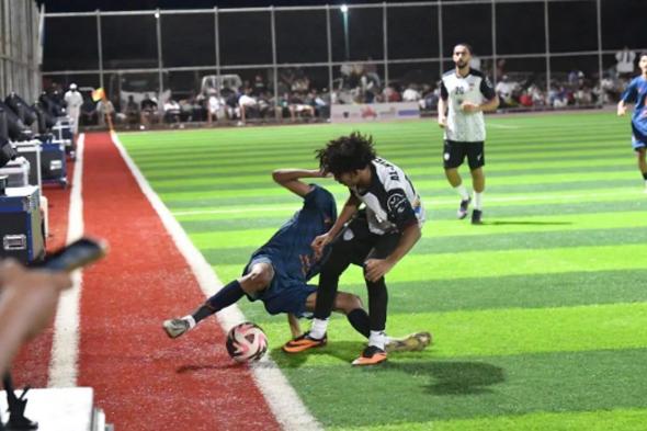 اختتام
    منافسات
    بطولة
    الشقيق
    الشتوية
    لكرة
    القدم