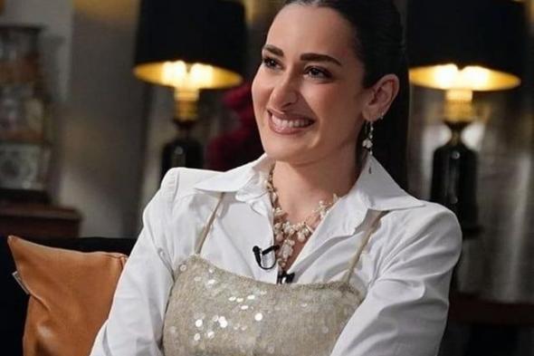 أمينة خليل تعترف: مررت بلحظات شك وبكاء وفقدت ثقتي بنفسي