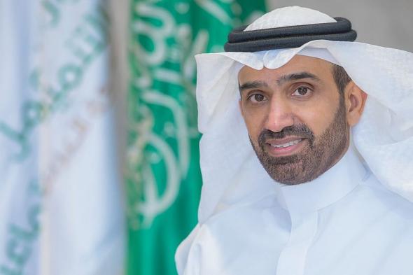 بيئة
    عمل
    عادلة
    ..الراجحي
    والتويجري
    يوقّعان
    مذكرة
    لتعزيز
    حماية
    الحقوق
    بسوق
    العمل