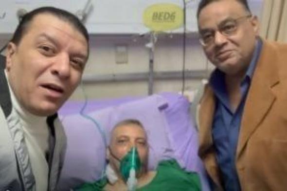 مصطفى
كامل
يزور
منصور
هندى:
الحمد
لله
على
نجاح
العملية
ربنا
يتم
شفاك