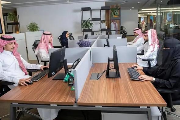 خبير
    موارد
    بشرية
    يكشف
    المشمولين
    بـ
    «بند
    الكفاءات
    المميزة»