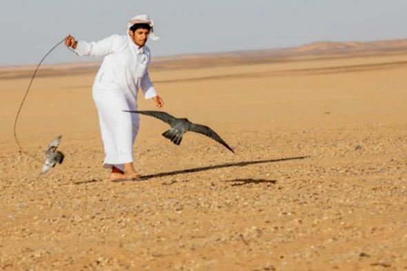 تنظيم
    فعالية
    مسابقة
    «هدد
    الصقور»
    في
    مهرجان
    شرورة
    الشتوي
    الثامن