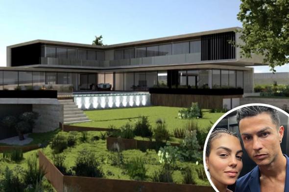 بناؤه استغرق 3 سنوات وحنفياته من الذهب الخالص .. تعرَّف على قصر كريستيانو رونالدو الجديد ( صور )