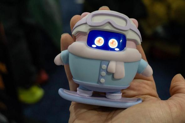 AI
Pocket
Pet
من
Sweekar:
حيوان
أليف
ذكي
دائم
الحياة
#CES2026