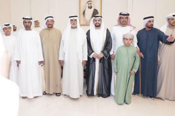 نهيان
      بن
      مبارك
      يحضر
      أفراح
      النعيمي
      والعامري