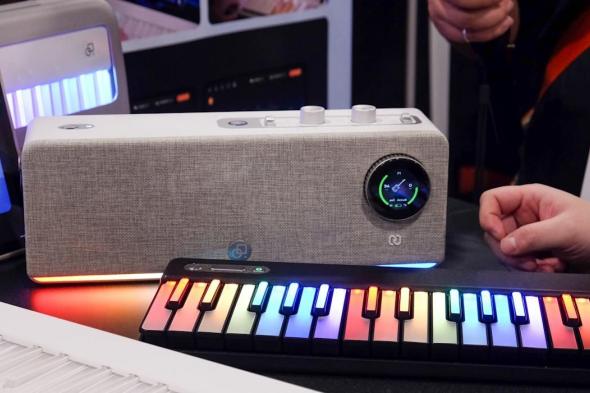 PartyStudio
تطلق
مكبر
صوت
MIDI
لاسلكي
في
CES
2026
بسعر
199
دولارًا
#CES2026