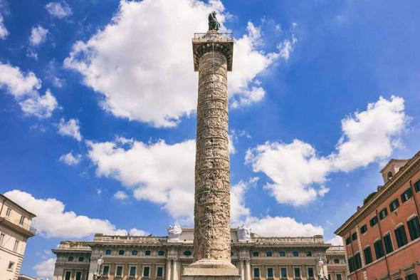 عمود «ماركوس أوريليوس» يعود أكثر تألقاً