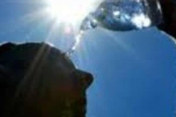 عودة
الصيف
"مؤقتًا"..
الحرارة
تلامس
الـ30
درجة
قبل
طوبة
بـ24
ساعة