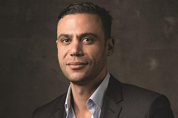 محمد
إمام
يغيّر
نبرة
حديثه
عن
النجومية
ويشيد
بروح
الفريق