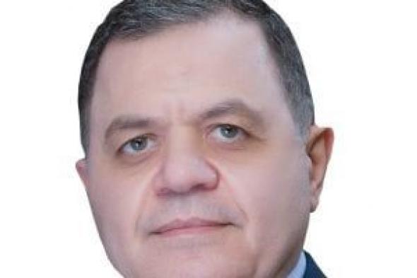 وزير
الداخلية
يهنئ
قيادات
الكنائس
بعيد
الميلاد
المجيد