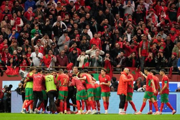 المغرب
      يحتفل
      قبل
      موقعة
      الكاميرون
      في
      ربع
      نهائي
      كأس
      إفريقيا