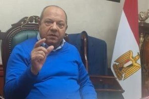 رئيس
كهرباء
القناة:
نجحنا
فى
توفير
6
ملايين
جنيه
سنويا
للشركة
من
الطباعة