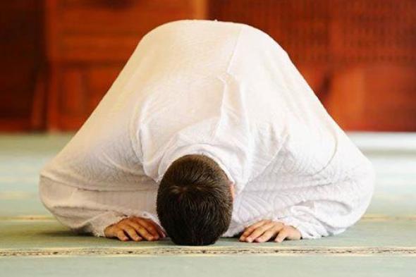 هل
      تجوز
      إعادة
      الصلاة
      عند
      الشك
      في
      عدد
      الركعات؟..
      أمين
      الفتوى
      يجيب