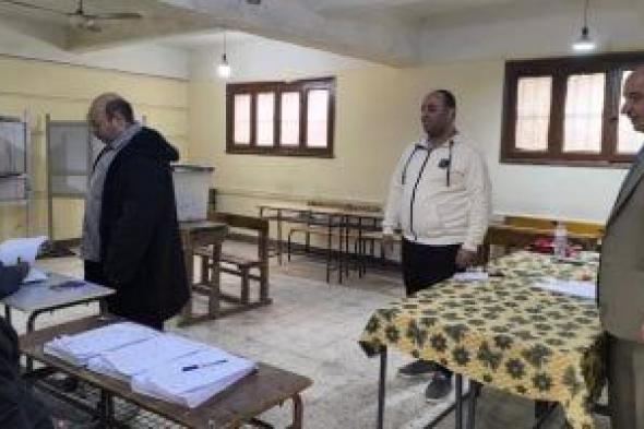 الحصر
العددى
للدائرة
الرابعة
بأسوان
يكشف
فوز
"أبو
الخير"