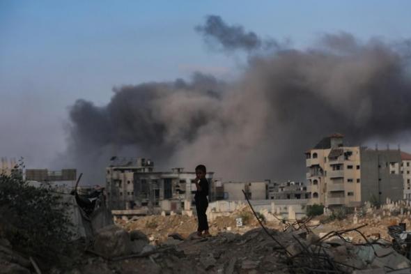 الاحتلال
يعتقل
3
صيادين
ويواصل
خروقاته
بغارات
ونسف
مبانٍ
في
قطاع
غزة