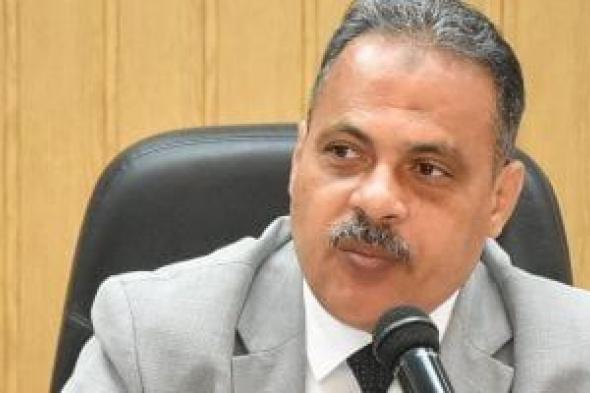 الخصم
والإحالة
للتأديبية
لـ29
موظفا
بالشرقية
لارتكابهم
مخالفات
إدارية