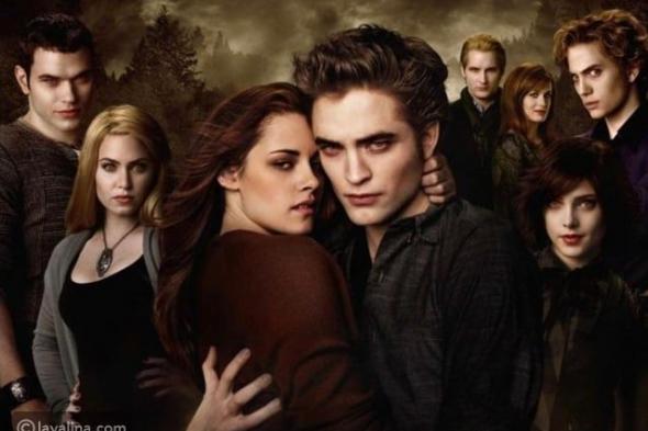 كريستين ستيورات تلمّح لإعادة إحياء سلسلة "Twilight"