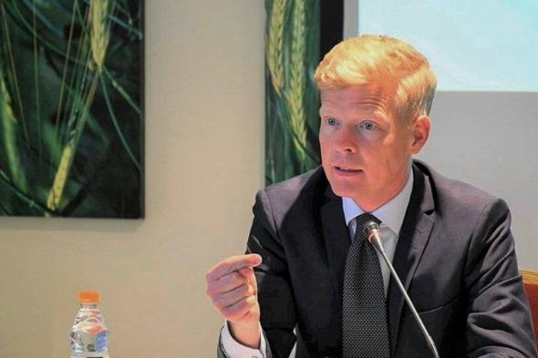 مكتب
    المبعوث
    الأممي
    لليمن:
    الحل
    السياسي
    الشامل
    السبيل
    الوحيد
    لتسوية
    مستدامة
     