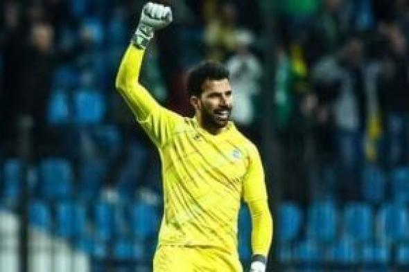 مهدى
سليمان
يقترب
من
حراسة
مرمى
الزمالك
أمام
زد