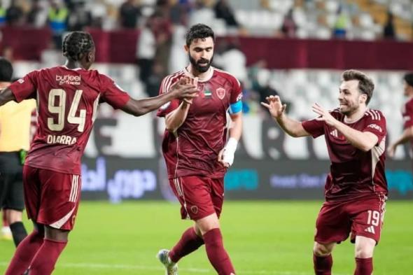 «هاتريك»
      خريبين
      يهزم
      بني
      ياس..
      و«ريمونتادا»
      للشارقة
      أمام
      النصر