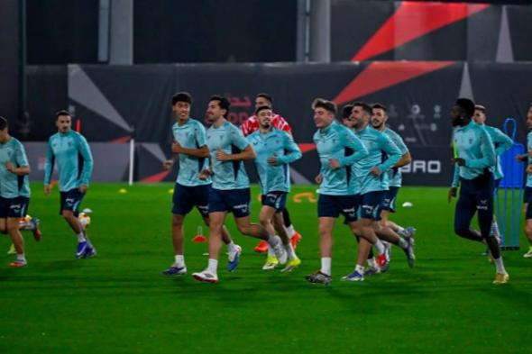 اليوم..
    برشلونة
    يلتقي
    أتلتيك
    بلباو
    في
    نصف
    نهائي
    كأس
    السوبر
    الإسباني