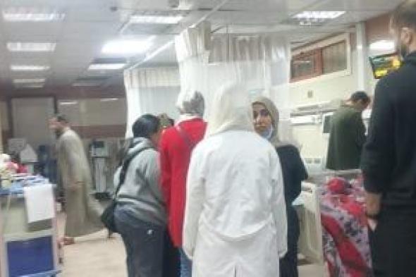 مدير
مستشفى
الباطنة
بقصر
العينى
تطمئن
على
خدمات
المرضى
خلال
إجازة
عيد
الميلاد