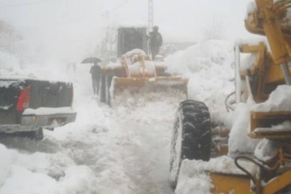 إصابة
شخصين
بالقبة
وسقوط
نخلة
بباب
الواد
بسبب
الرياح
وإخراج
3
سيارات
عالقة