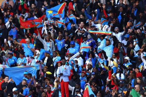 «المشجع
التمثال»
يخطف
أضواء
كأس
إفريقيا..
ويسقط
بهدف
جزائري