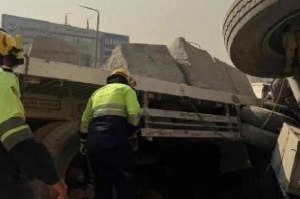 التصريح
بدفن
شخصين
والاستعلام
عن
حالة
المصابين
بحادث
شق
التعبان