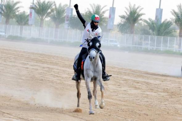 العميمي
      يهدي
      إسطبلات
      «المغير
      2»
      كأس
      سباق
      «التسعيرة»
      للقدرة