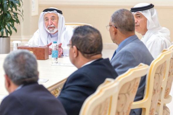 حاكم الشارقة: «بيوت الشعر» تستحق مزيداً من الضوء