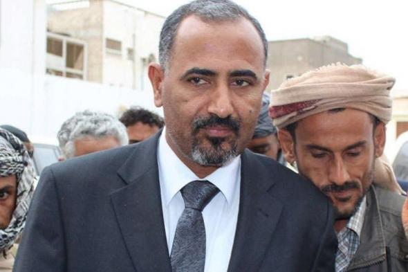 التحالف
:
‏عيدروس
الزبيدي
هرب
لإقليم
أرض
الصومال
بحراً
ومنها
لمقديشو
ثم
أبوظبي
جواً