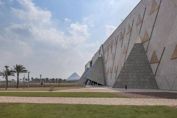 ثلاثة
      مواقع
      مُزوَّرة
      لبيع
      تذاكر
      المتحف
      المصري
      الكبير