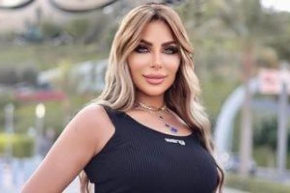 رفع
جلسة
محاكمة
سارة
خليفة
و27
آخرين
فى
قضية
المخدرات
الكبرى
للاستراحة