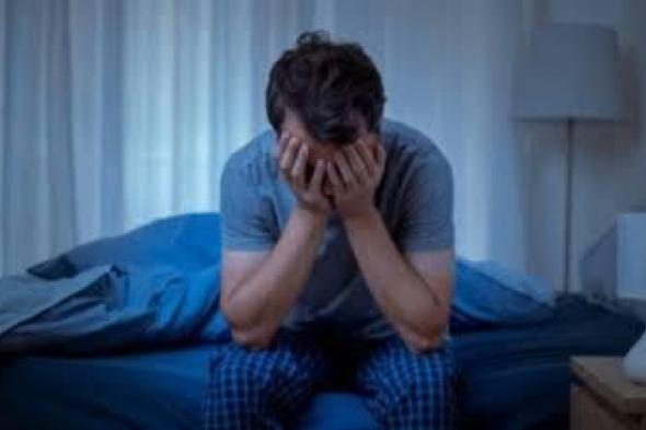 ليست
      التدخين..
      عادة
      نمارسها
      قبل
      النوم
      تدمر
      الخلايا
      العصبية
      وتصغر
      حجم
      المخ