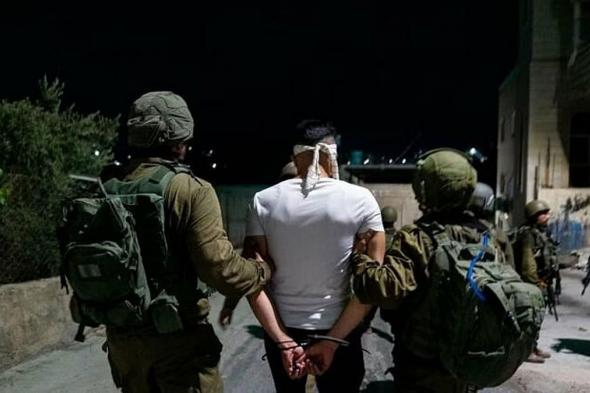 تقرير
    أممي:
    إسرائيل
    تمارس
    الفصل
    العنصري
    ضد
    الفلسطينيين
    في
    الضفة
    الغربية