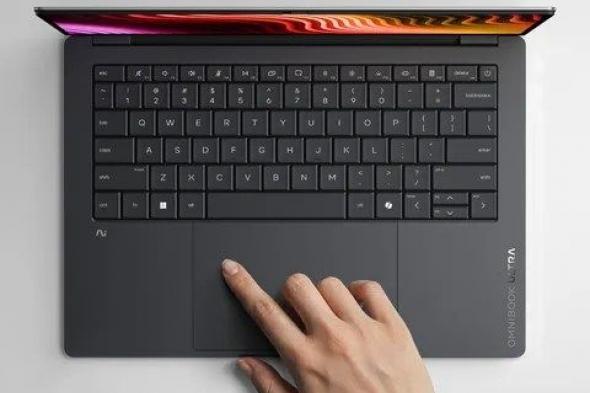 HP
تطلق
OmniBook
14
Ultra
الجديد:
حاسوب
محمول
صغير
بشاشة
OLED
ساطعة
وذاكرة
64
GB
#CES2026