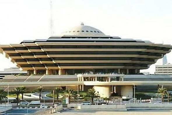 لتهريبهم
    الحشيش
    المخدر
    إلى
    المملكة..
    تنفيذ
    حكم
    القتل
    تعزيرًا
    بثلاثة
    صوماليين
    في
    نجران