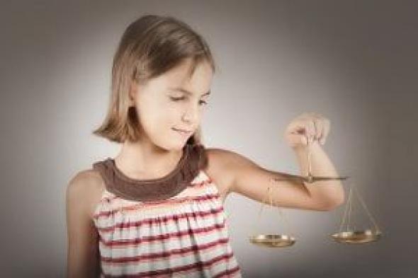 احذر
تزوير
بيانات
مولود
أو
قيد
ميلاده
مرتان
..
تعرضك
للمسائلة