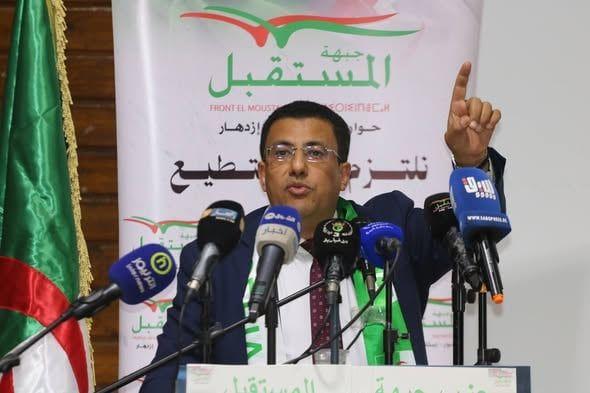 بوطبيق
من
القنطرة:
الحوار
المباشر
مع
المواطن
أساس
الاستقرار